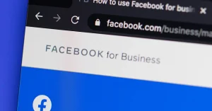 Moduri de a vă îmbunătăți SEO-ul paginii de Facebook Business
