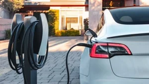 Dispar mașinile pe motorină, iar asta o arată ultimele statistici despre vânzările electricelor