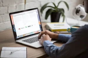 Exemple de email-uri pe care să le trimiți după interviu. De ce e important să faci follow up – bestjobs Casual