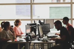 Ce înseamnă să fii supracalificat pentru un loc de muncă