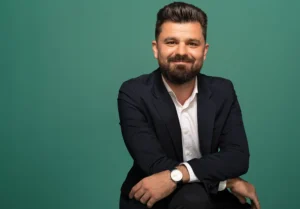 Startup-ul Aqurate ajunge la 100 de clienți ecommerce. Caută investitori