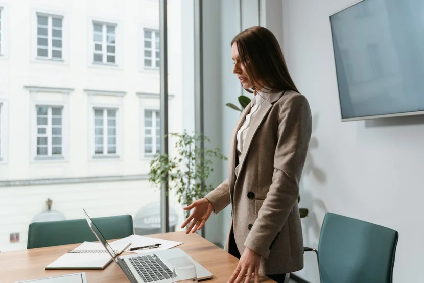 Răspunsuri la cele mai importante 5 „de ce-uri” din recrutarea online
