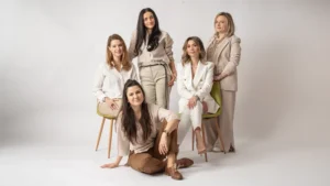 pastel își consolidează echipa de management și dezvoltă produse noi