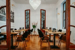 Urban Hub, investiție de 150.000 de euro într-un spațiu de co-working și evenimente la Piața Romană
