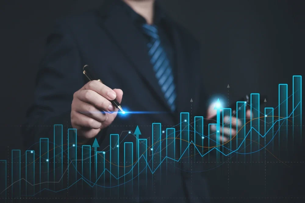 Symphopay lansează ONE, platforma care oferă băncilor agilitatea unui fintech