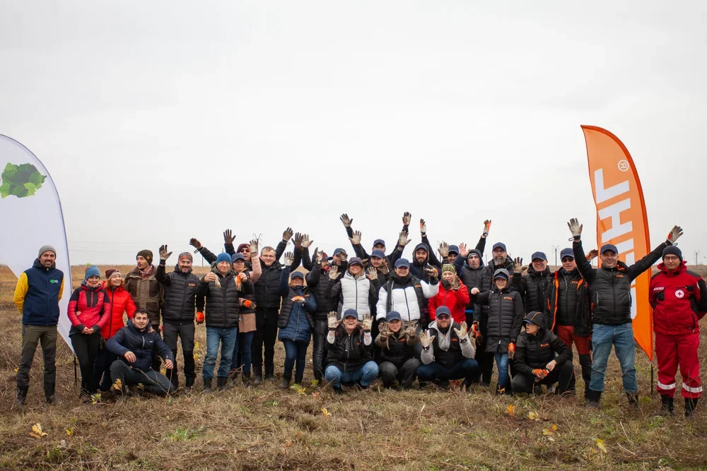 STIHL România susține o nouă acțiune de împădurire alături de Plantăm fapte bune în România