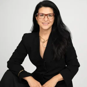 Lavinia Ivas devine noul CEO Clarfon și continuă dezvoltarea accelerată a companiei