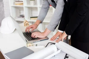 De la afacere imobiliară locală la rețea recunoscută național