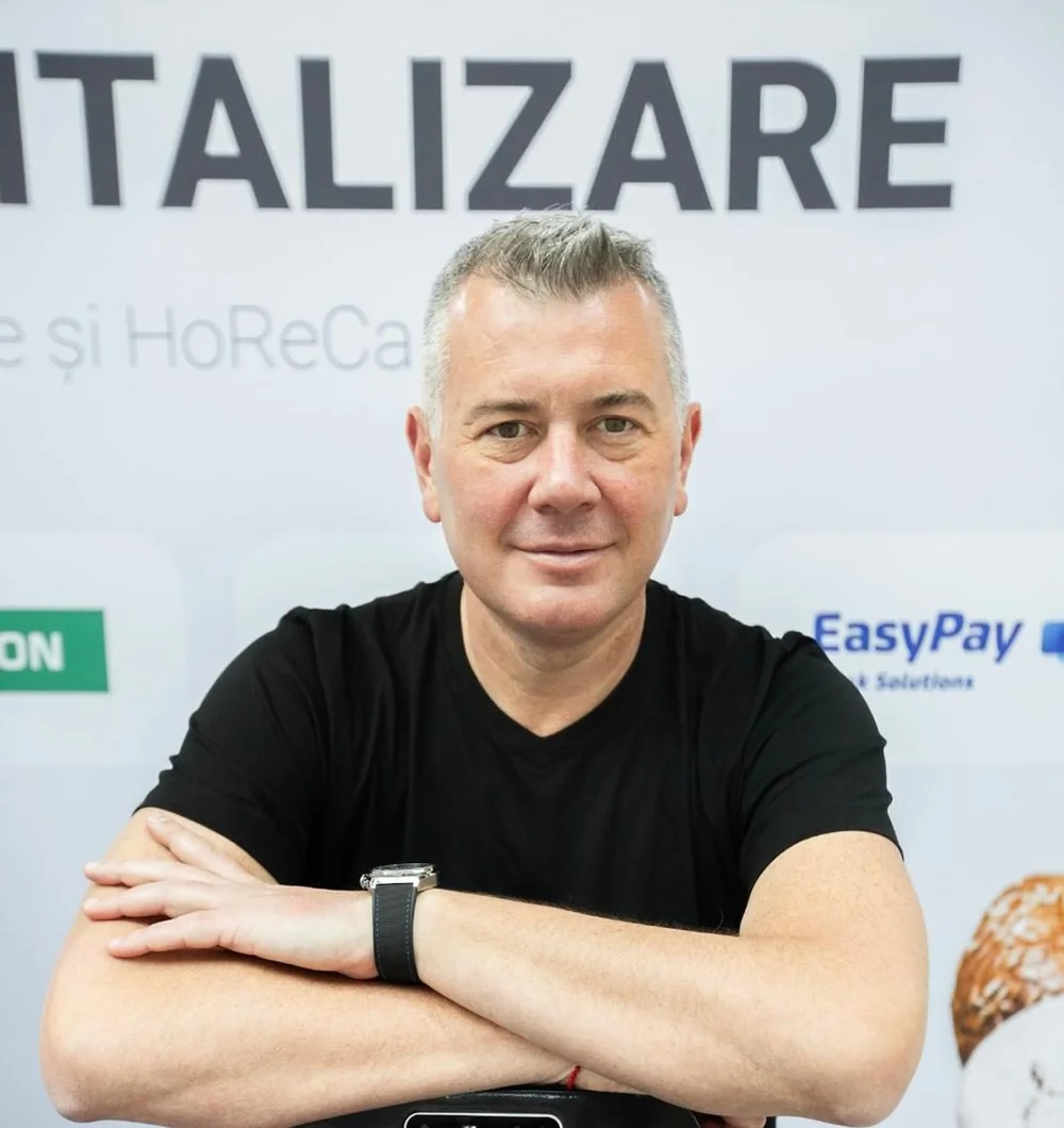 EasyPay digitalizează recepția în clinicile din România, cu o investiție de peste 500.000 de euro în 2026.