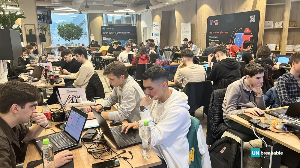 UNbreakable România 2026: Peste 1.700 de tineri antrenați pentru o carieră în securitate cibernetică și prima competiție în care echipele au concurat cu un agent AI autonom